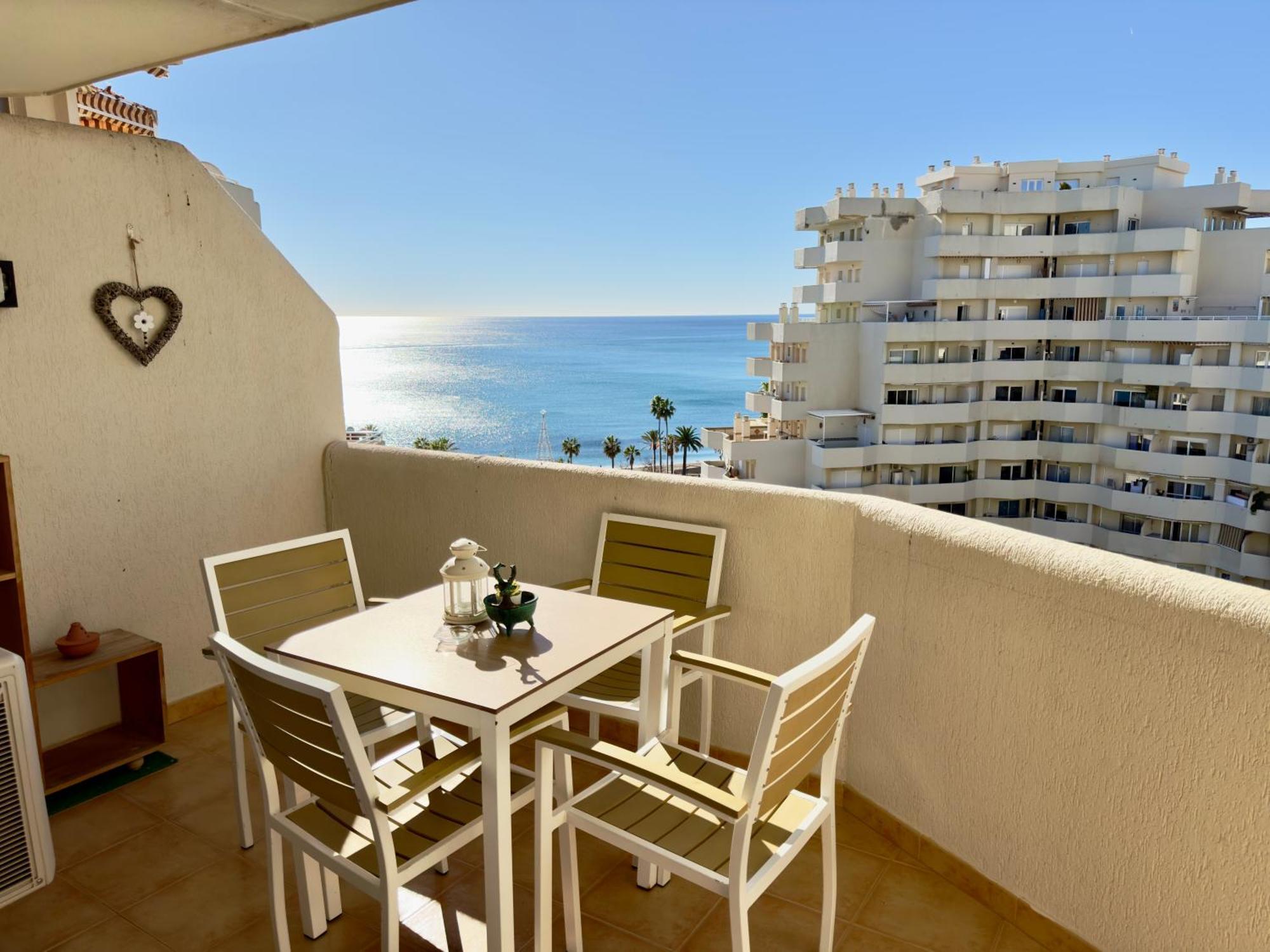 G&G Benalbeach Mediterranean Views Benalmádena Exteriör bild