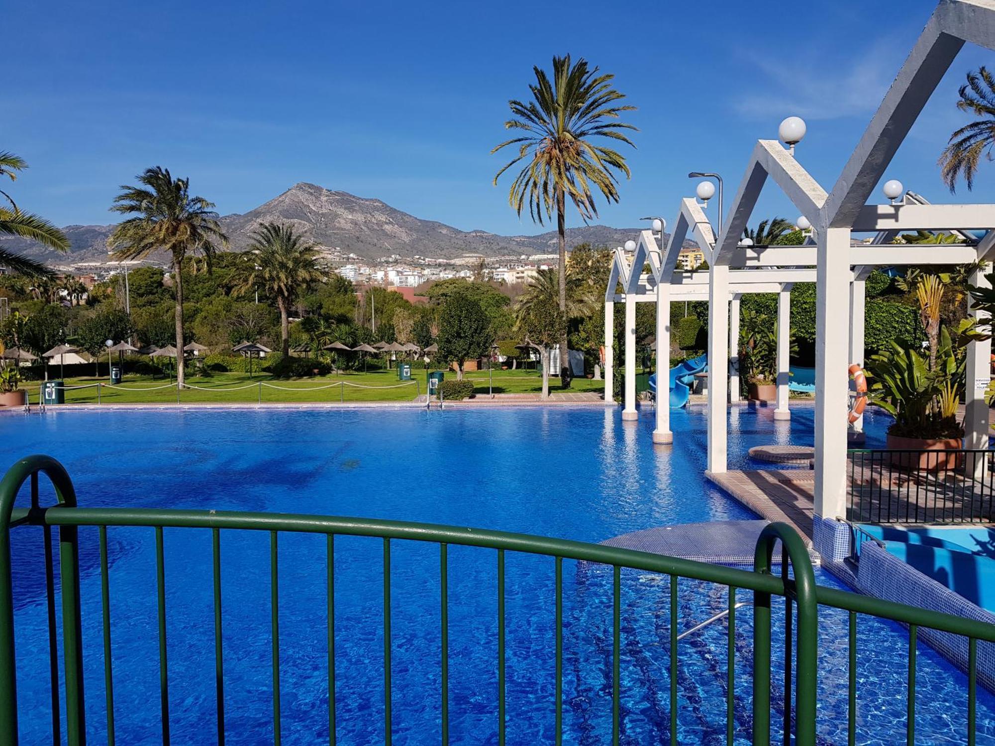 G&G Benalbeach Mediterranean Views Benalmádena Exteriör bild